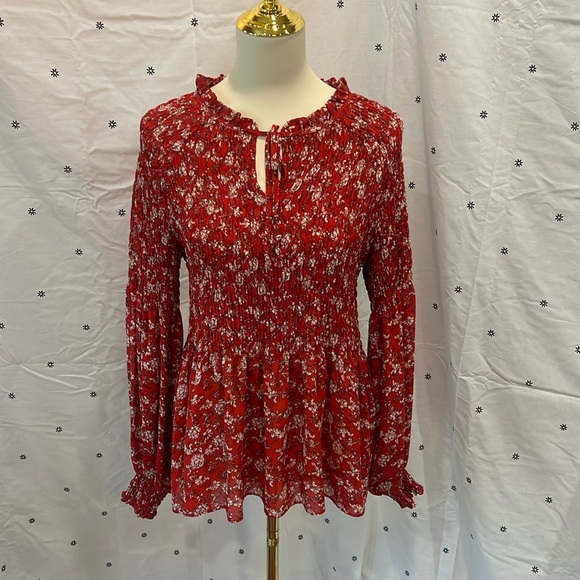 Rose and Olive size medium red floral blouse - Picture 1 of 9